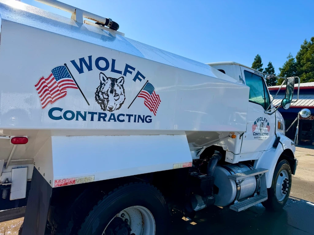 Water Truck 2000Gal